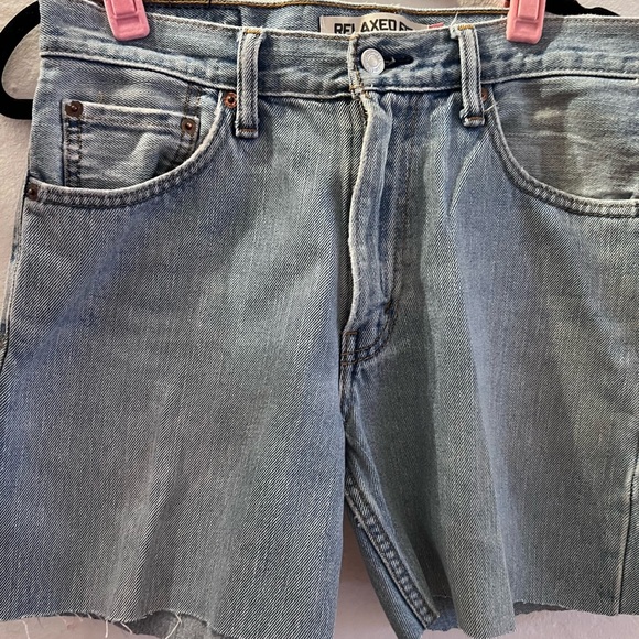 Levi’s - Picture 2 of 2